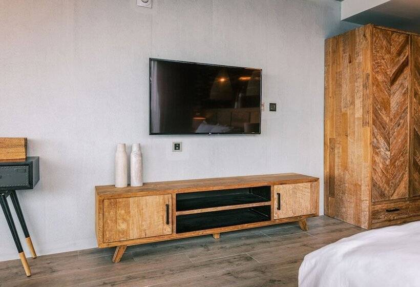 Hotel Tropical Hideaway