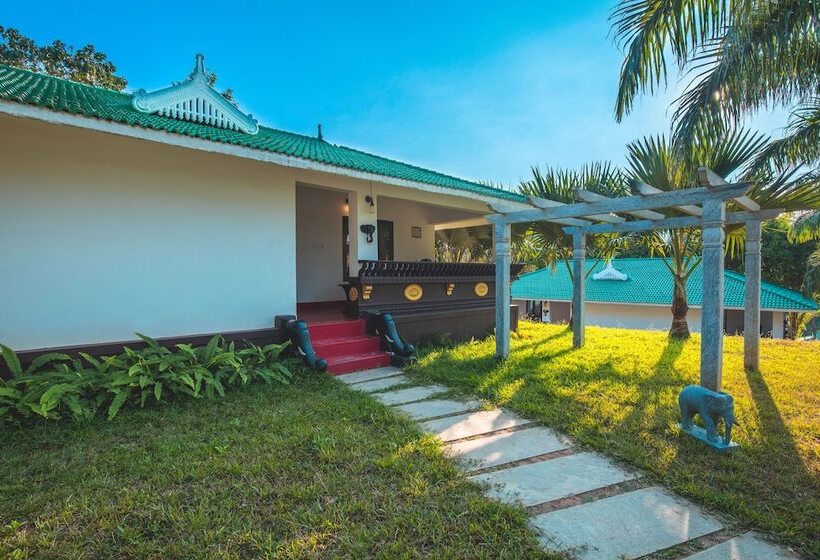 בית מלון כפרי Tuskers Hill By Poppys Anaikatti