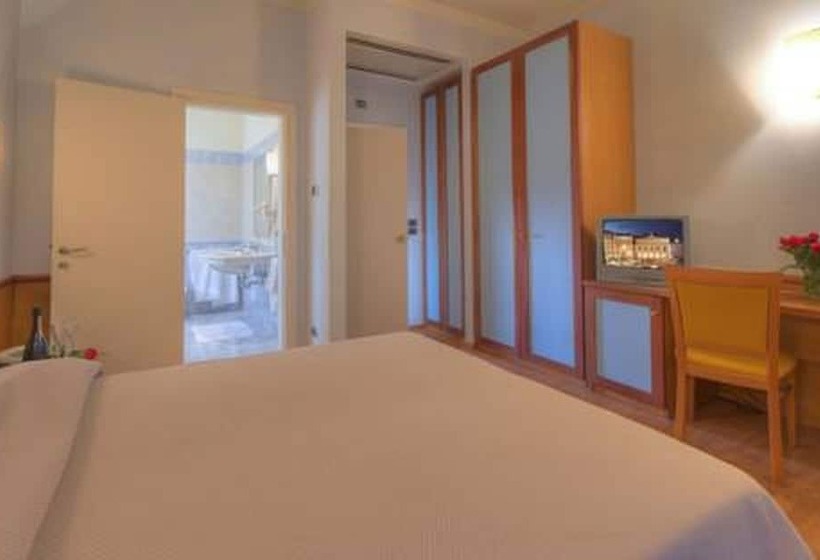 צימר Settecolli Sport Hostel   Double Room 103