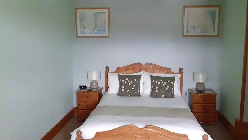 Henblas Holiday Cottage