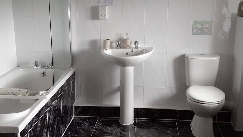 Henblas Holiday Cottage