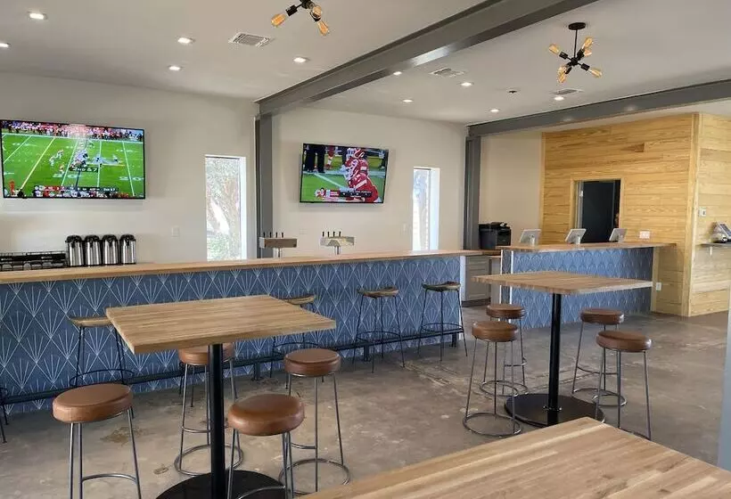 ホテル The Armadillo