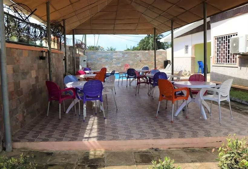 پانسیون Bojelene Guest House