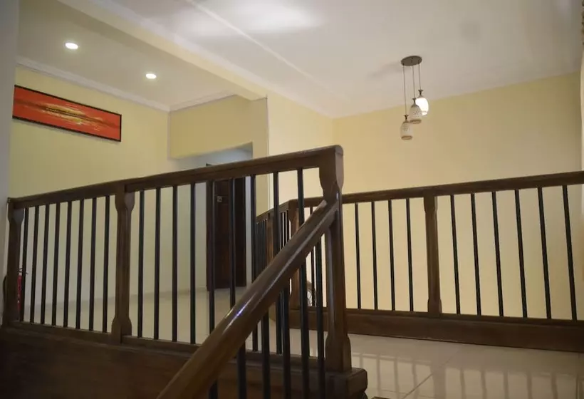 پانسیون Bojelene Guest House