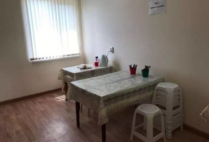Majatalo Guest House Semeyniy