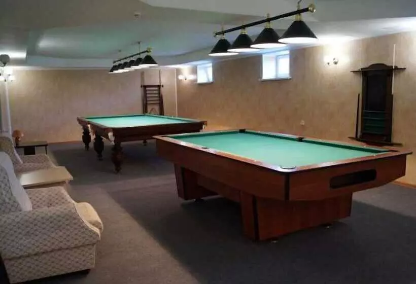 Majatalo Guest House Semeyniy