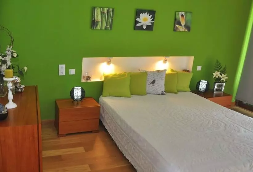 ペンション Room In B&b   Paradise Is Real At Vale Martinho Zen