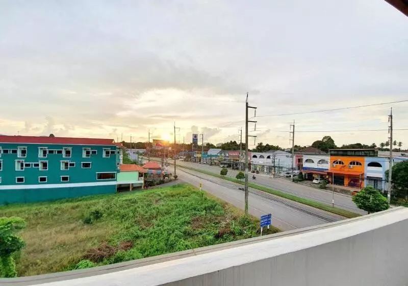 ホテル Tiny Krabi