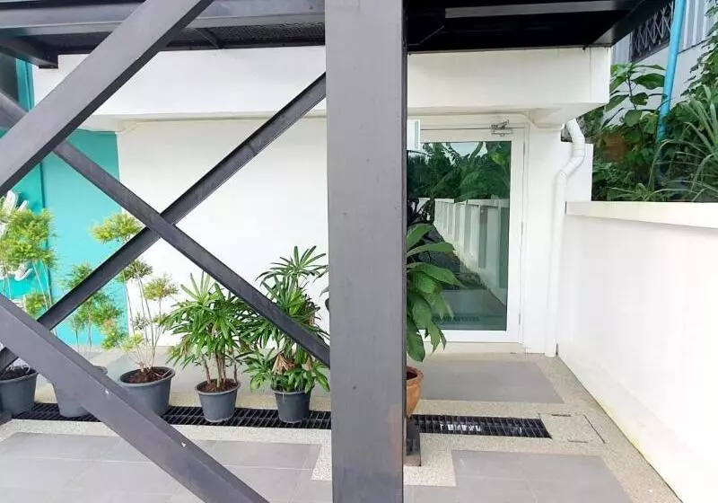 ホテル Tiny Krabi