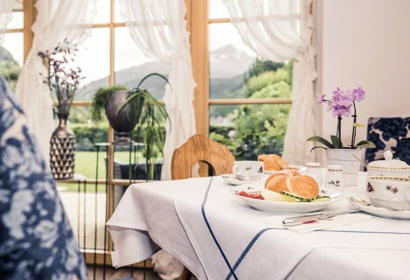 ベッドアンドブレックファースト Andre Arnold   Boutique Pension