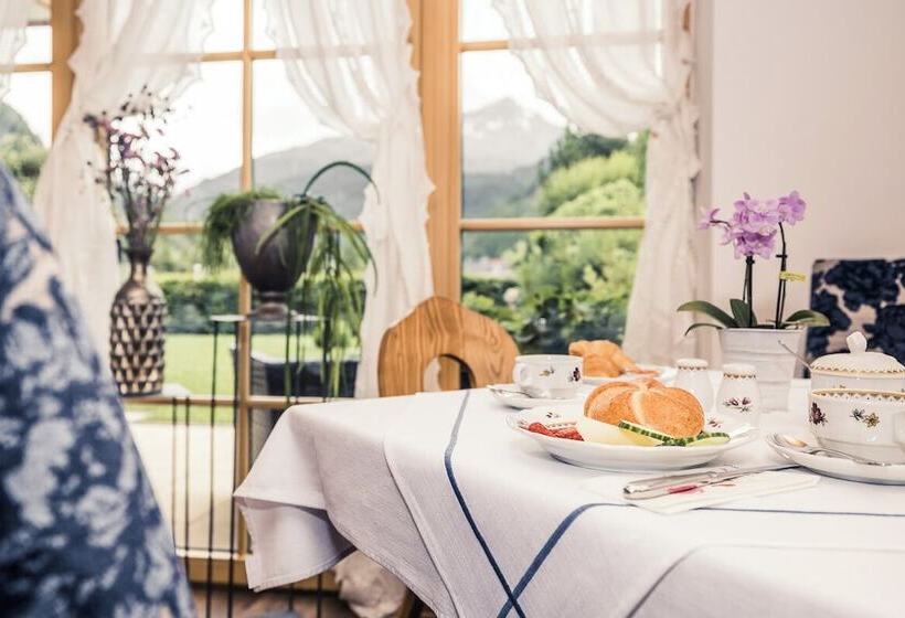 ベッドアンドブレックファースト Andre Arnold   Boutique Pension