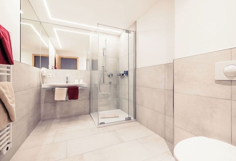 ベッドアンドブレックファースト Andre Arnold   Boutique Pension