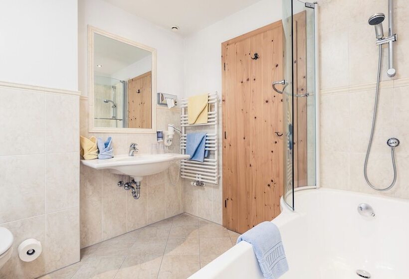 ベッドアンドブレックファースト Andre Arnold   Boutique Pension