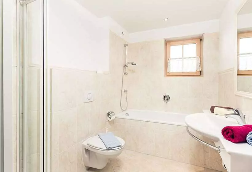 ベッドアンドブレックファースト Andre Arnold Boutique Pension