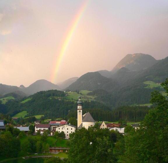 ベッドアンドブレックファースト Das Luggi Appartements