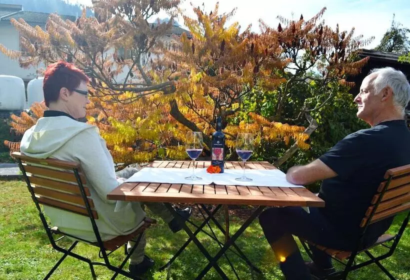 Bed and Breakfast Gasthof Falkeis