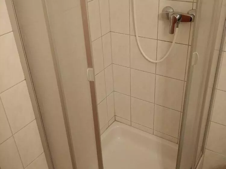 ベッドアンドブレックファースト Pension Weirather