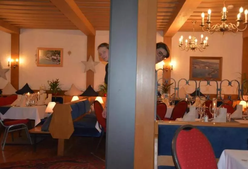 Clubdorf Hotel Alpenrose