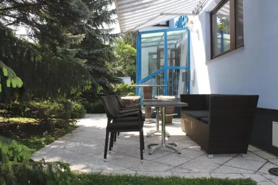 Отель Altmann Vienna