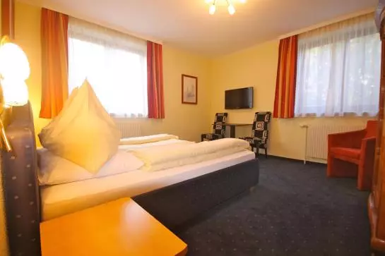 Отель Altmann Vienna