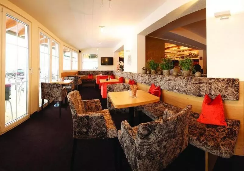 Отель Castel   Pure Lebensfreude