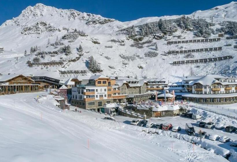 호텔 Das Seekarhaus