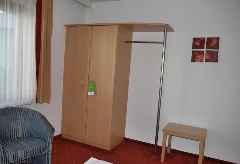 فندق Garni Höchschmied