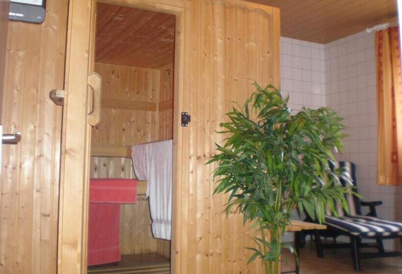 فندق Gasthof Pension Waldfriede
