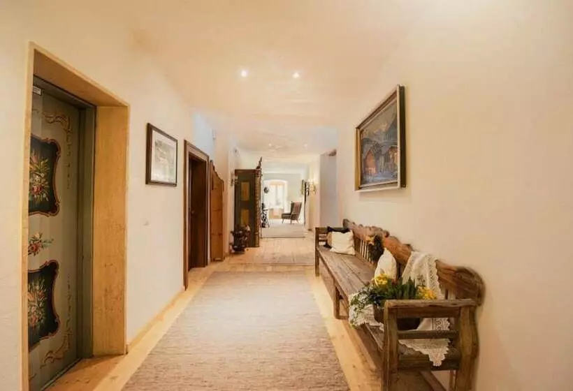 Отель Hoferwirt