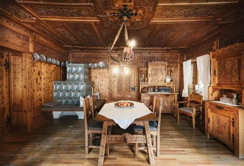 Отель Hoferwirt