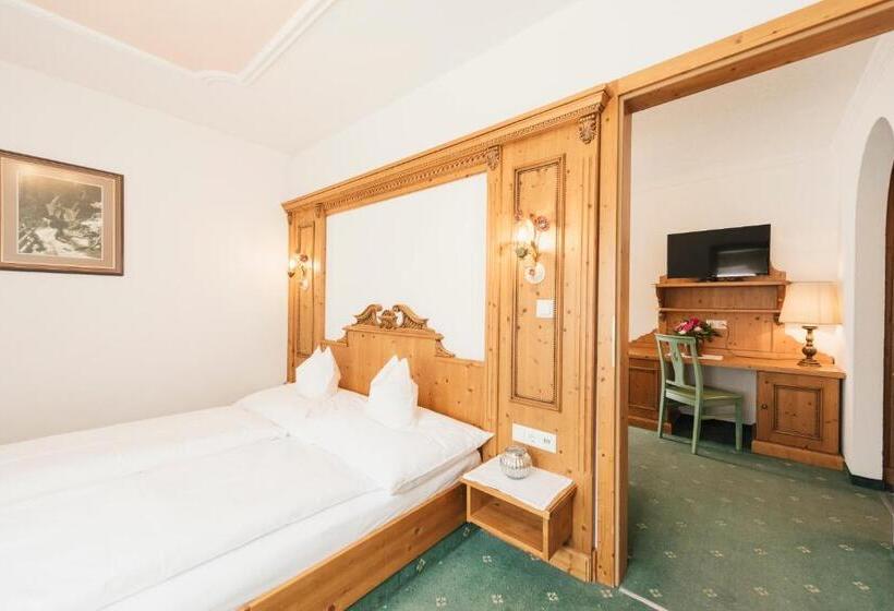 בית מלון כפרי Hoferwirt