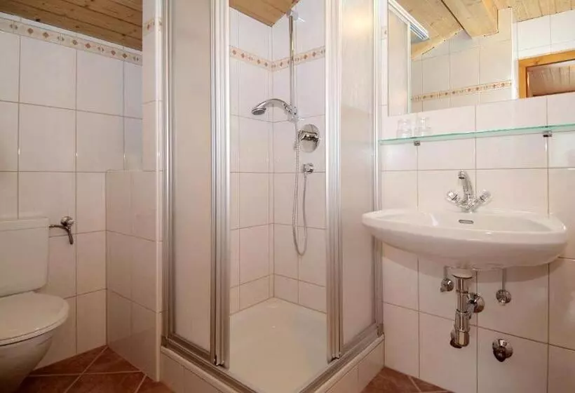 Отель Pension Bartlhof