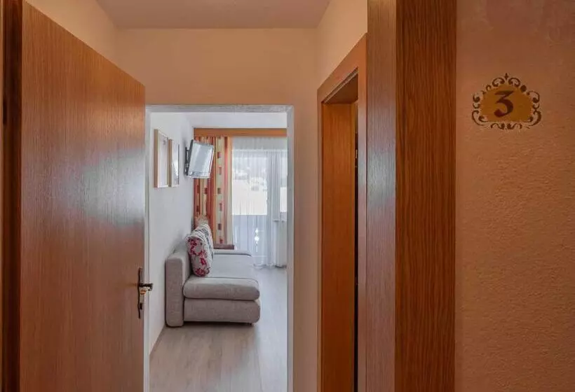 Отель Pension Bartlhof