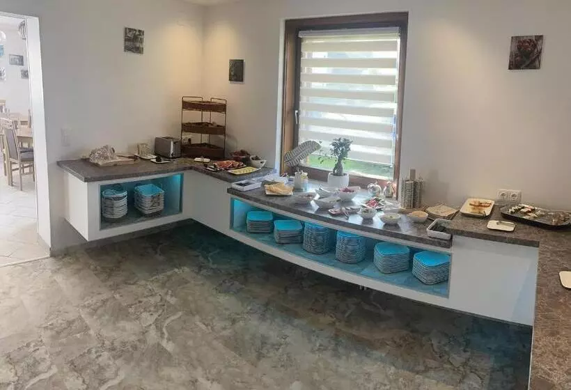 Отель Pension Ferienwohnung Rotar