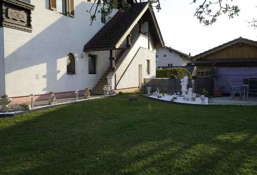 Отель Pension Ferienwohnung Rotar