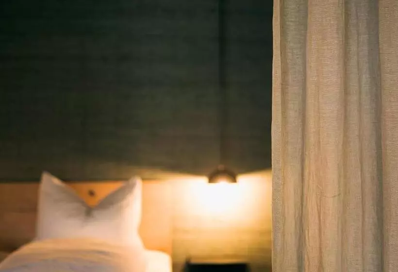 Отель Schönherr Haus