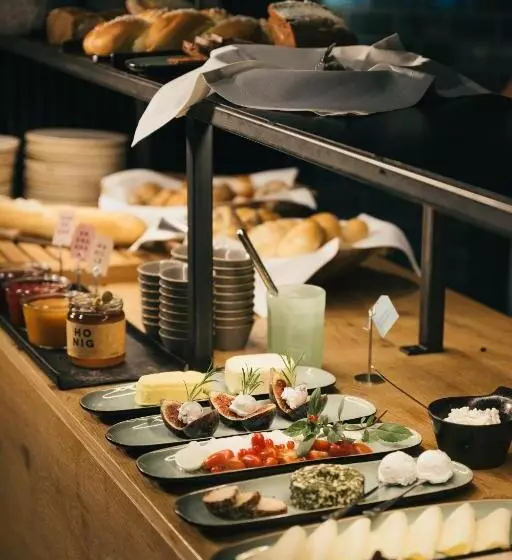 Отель Schönherr Haus