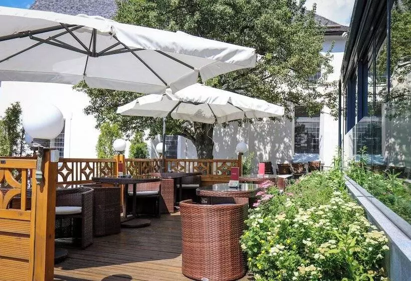 Otel Schwarzer Adler