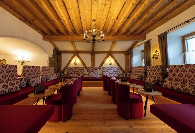 Otel Schwarzer Adler