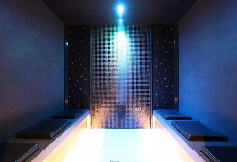 Otel Schwarzer Adler