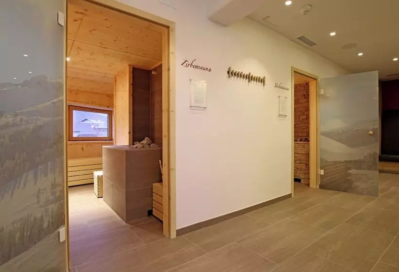 Otel Schwarzer Adler