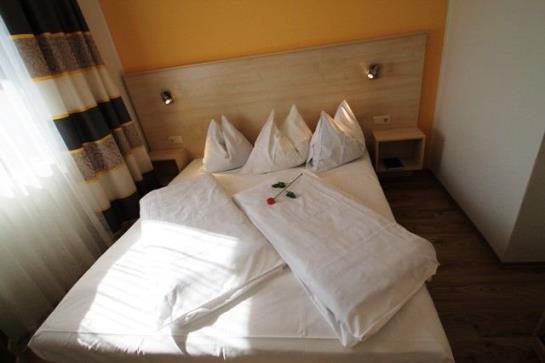 住宿加早餐  Seepension Neubacher