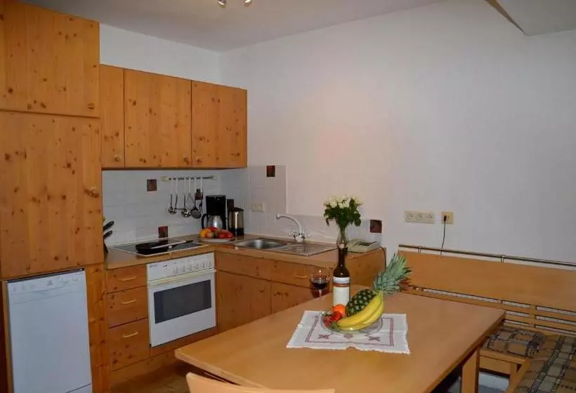 酒店 Sonnenhof Apartments & Zimmer