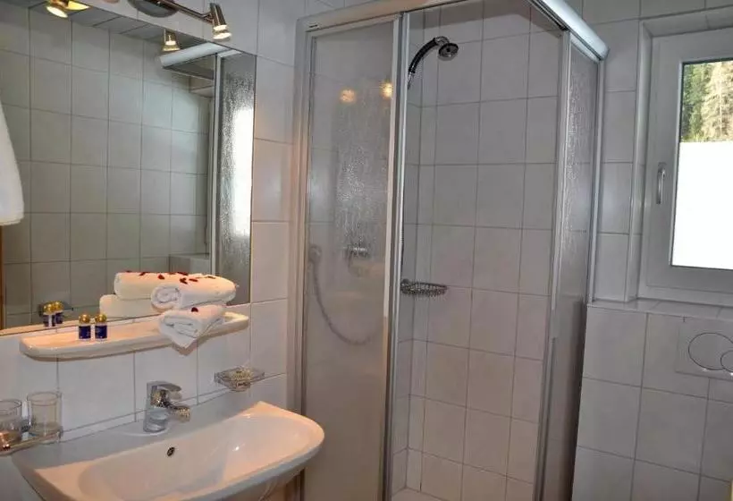 酒店 Sonnenhof Apartments & Zimmer