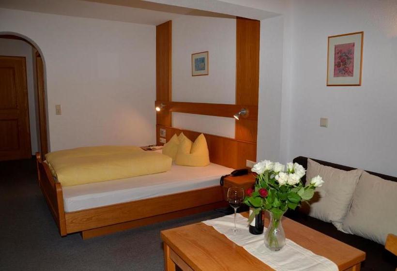 ホテル Sonnenhof Apartments & Zimmer