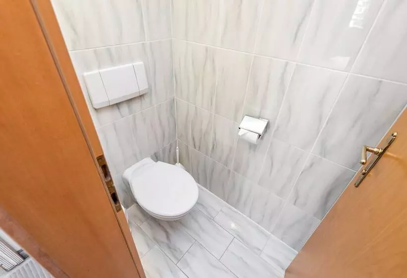 호텔 Sylvia By Skinetworks