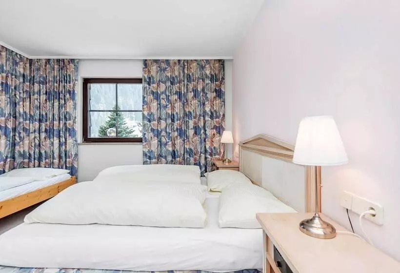 호텔 Sylvia By Skinetworks