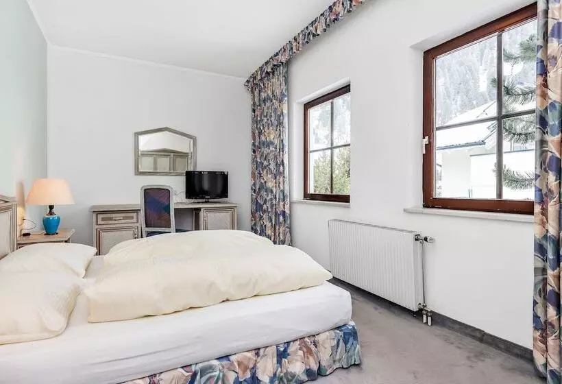 호텔 Sylvia By Skinetworks