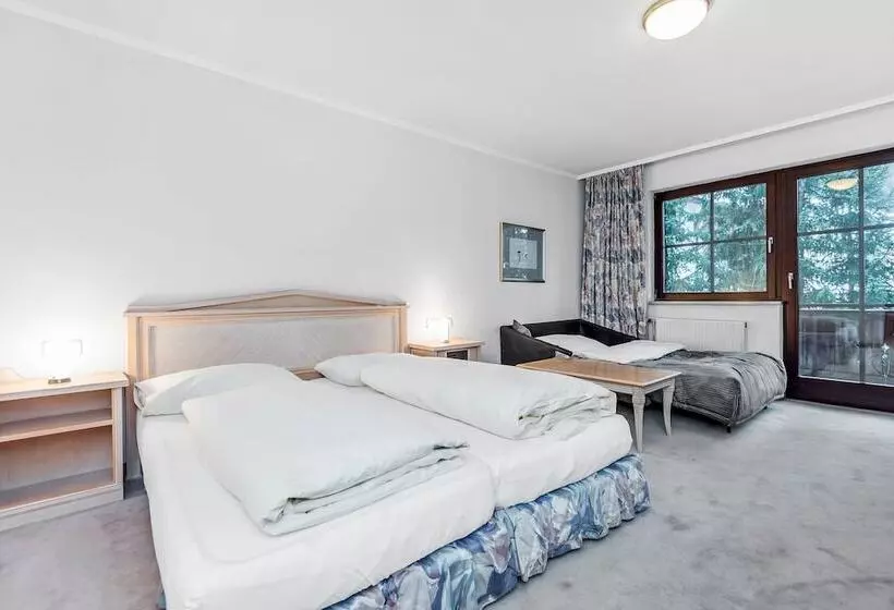 호텔 Sylvia By Skinetworks