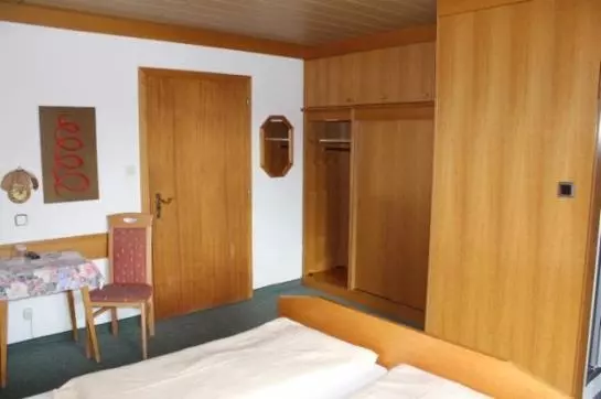 تختخواب و صبحانه Vogelhaendler Pension